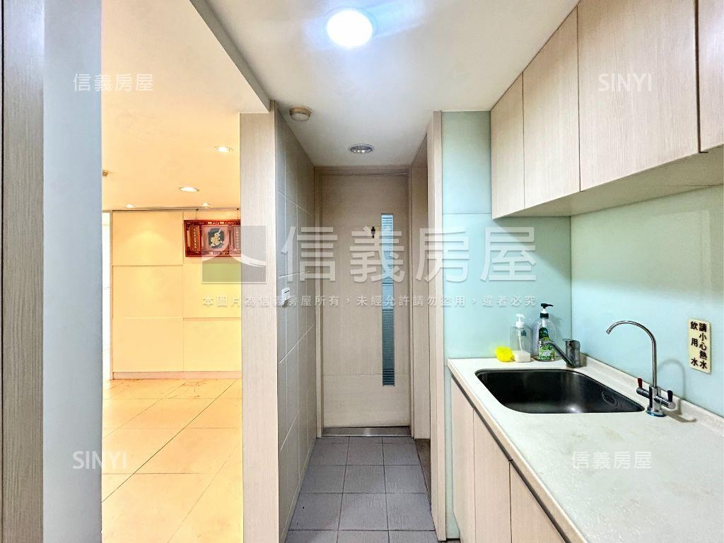 北車優質醒目辦公房屋室內格局與周邊環境
