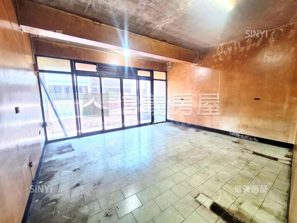 頂興路可店可住黃金透店房屋室內格局與周邊環境