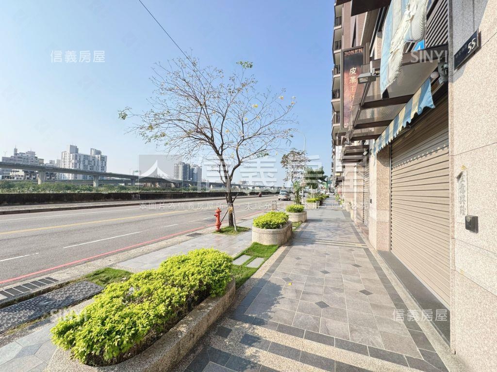 聚合發大美店面雙平車房屋室內格局與周邊環境