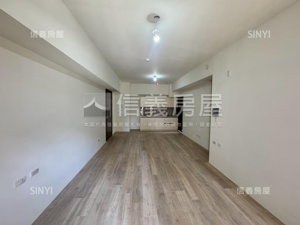 新成屋近捷運均質三房平車房屋室內格局與周邊環境