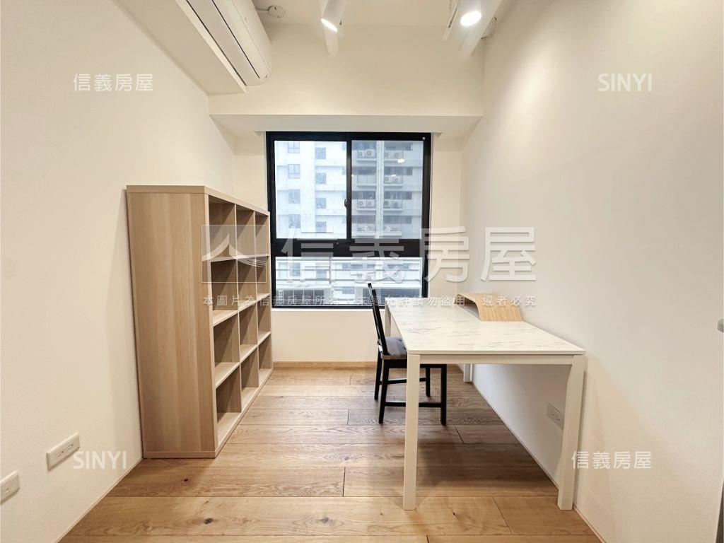 專任高鐵奇磊大兩房兩衛浴房屋室內格局與周邊環境