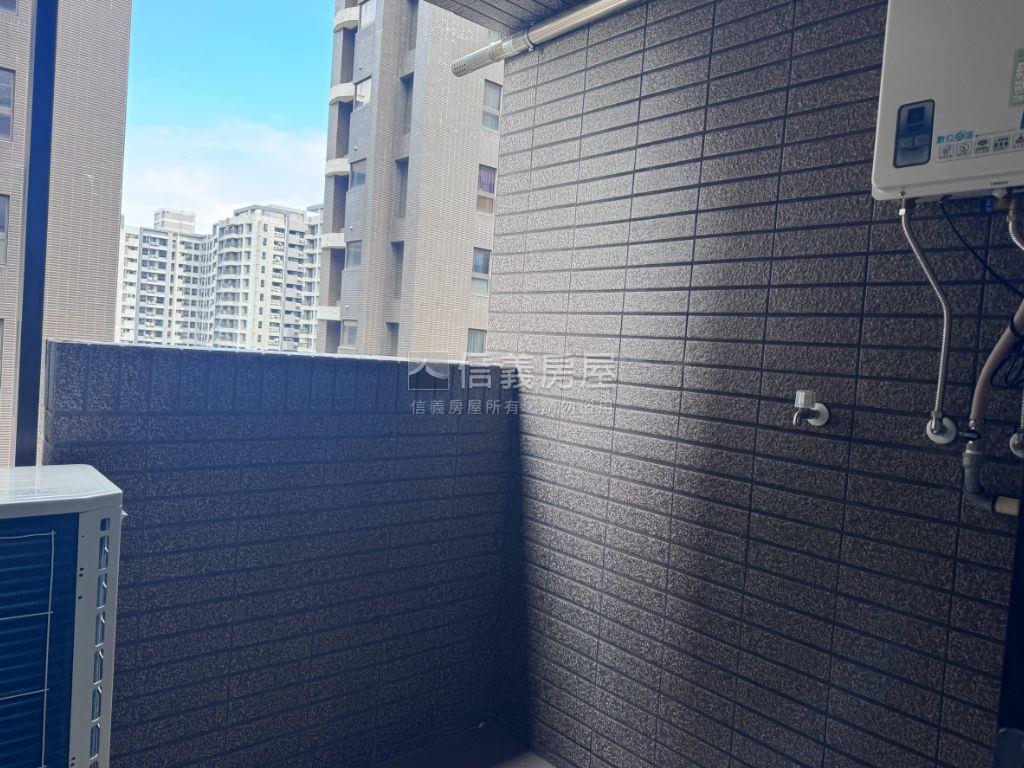 佳瑞心公園雙陽台兩房車位房屋室內格局與周邊環境