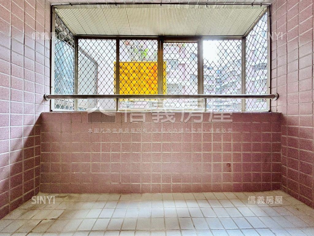 低於實登近昌平商圈地點讚房屋室內格局與周邊環境