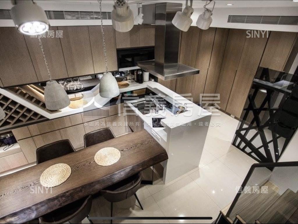 中山藝術紀陽台充電坡平房屋室內格局與周邊環境