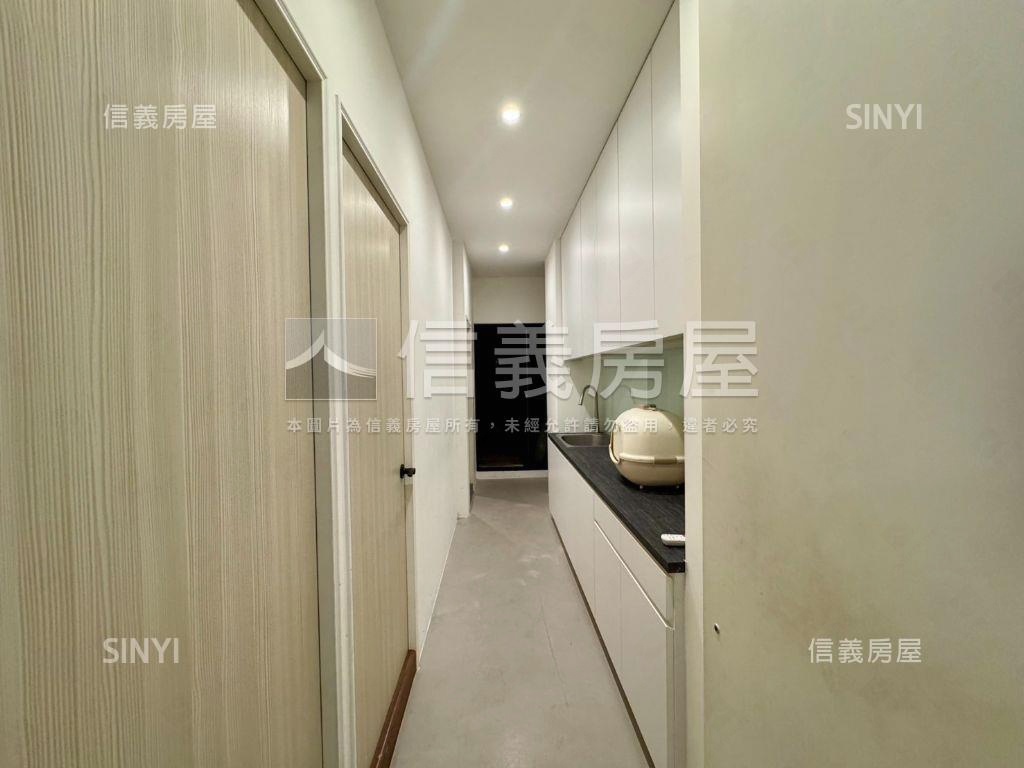 稀有愛河畔旁傳家金店面房屋室內格局與周邊環境