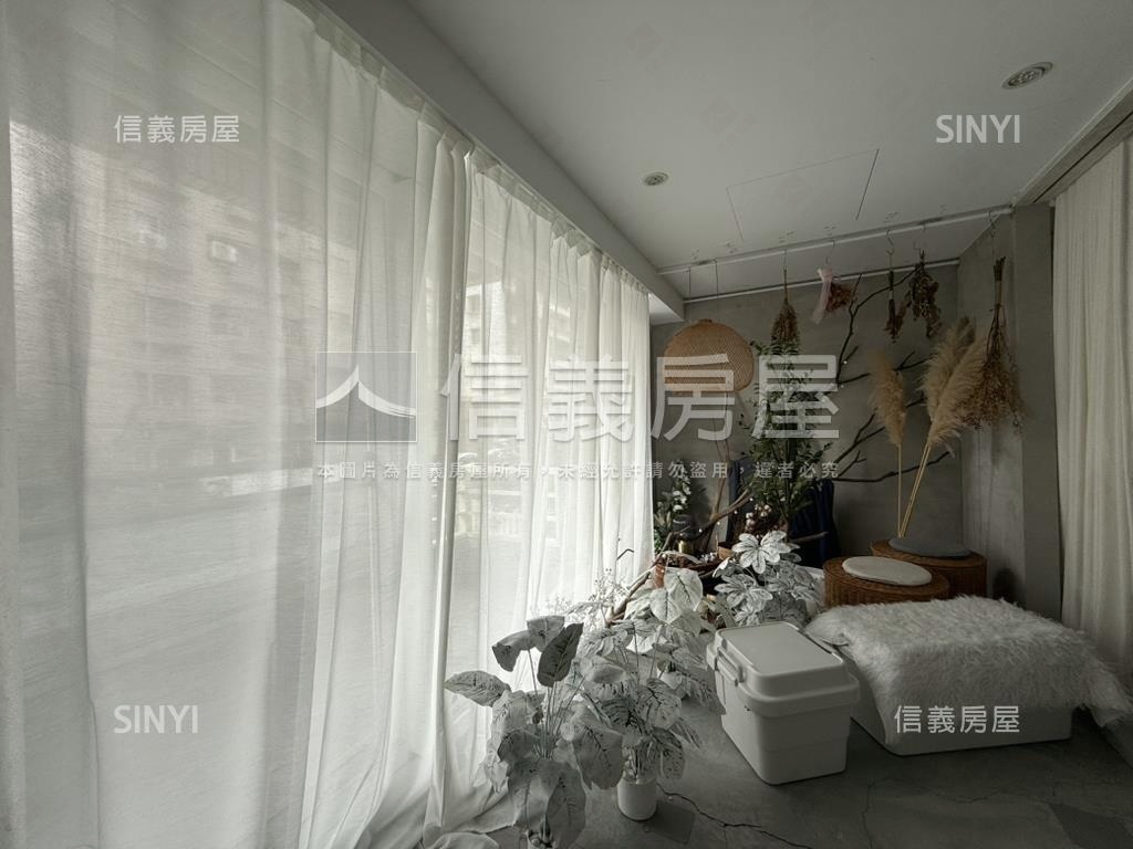 邊間電梯三房帶裝潢房屋室內格局與周邊環境