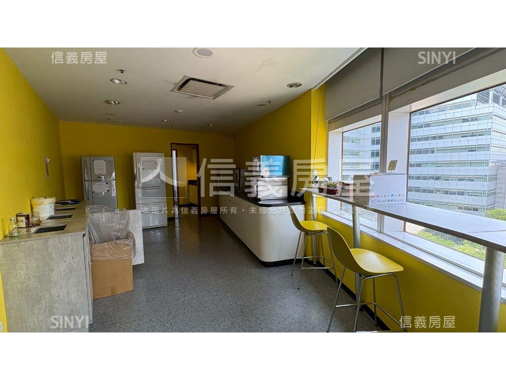 南軟一期辦公帶裝潢房屋室內格局與周邊環境