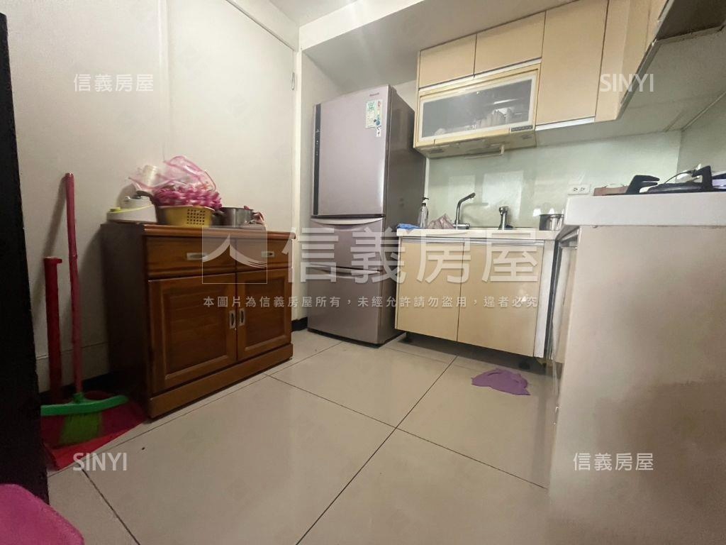 稀有景觀富旺大三房房屋室內格局與周邊環境