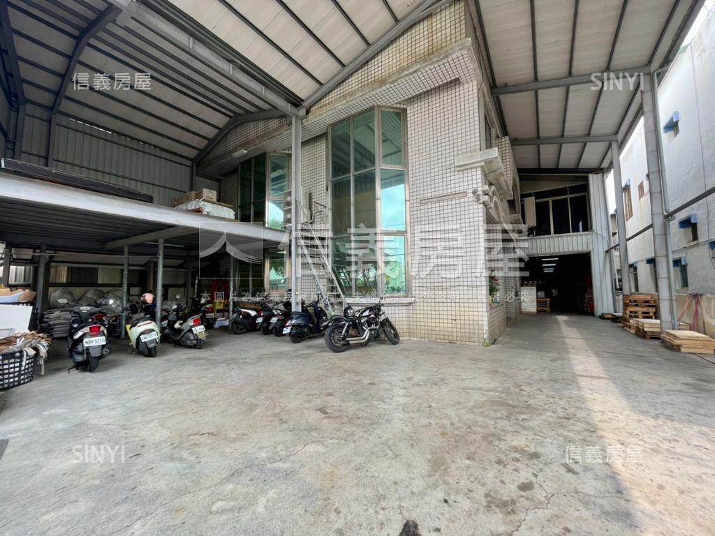 仁德太子工業大面寬廠房房屋室內格局與周邊環境