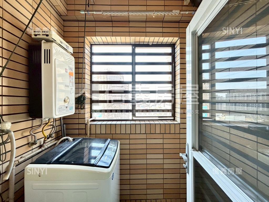 ＭＭ２１高樓視野平面車位房屋室內格局與周邊環境