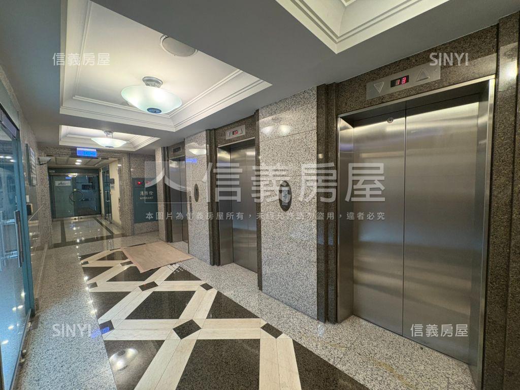 近捷運文普世紀天廈小辦公房屋室內格局與周邊環境