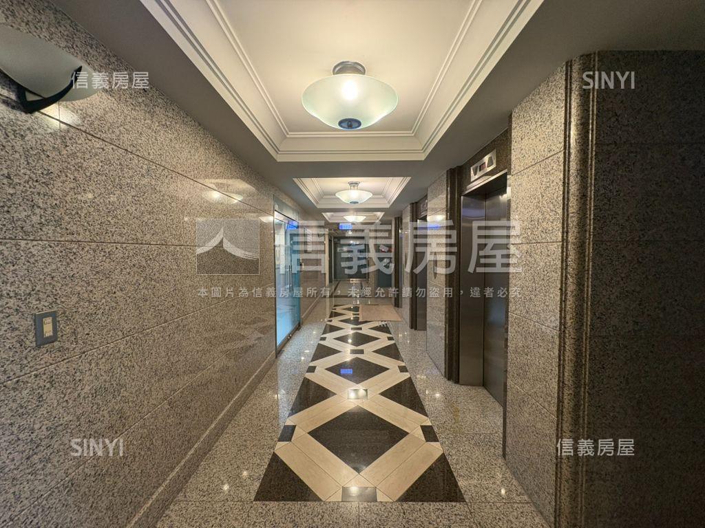 近捷運文普世紀天廈小辦公房屋室內格局與周邊環境