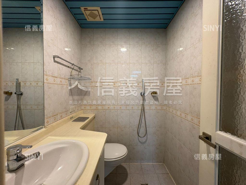 近捷運文普世紀天廈小辦公房屋室內格局與周邊環境