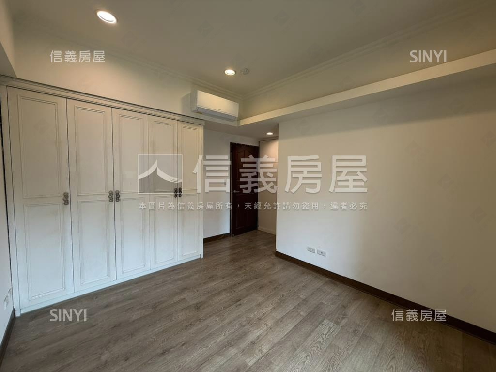 未來捷運巴黎香榭四房房屋室內格局與周邊環境