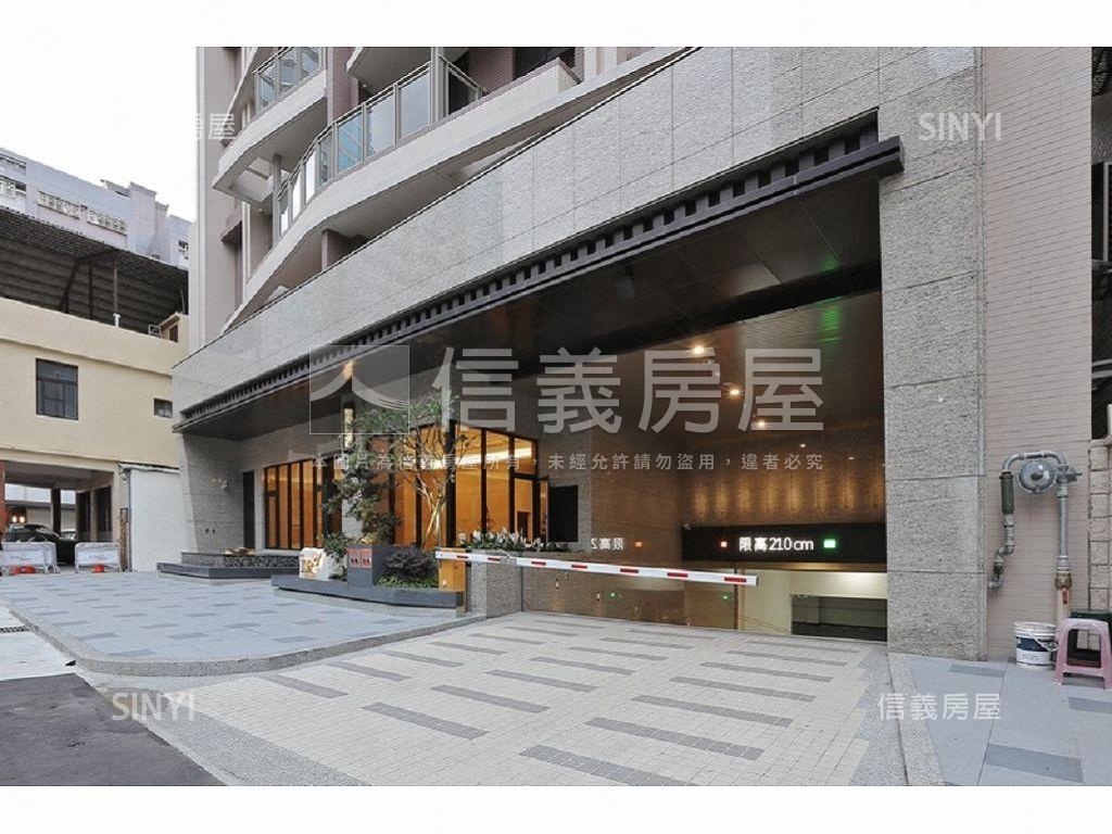 聚合發寶慶２１兩房車位房屋室內格局與周邊環境