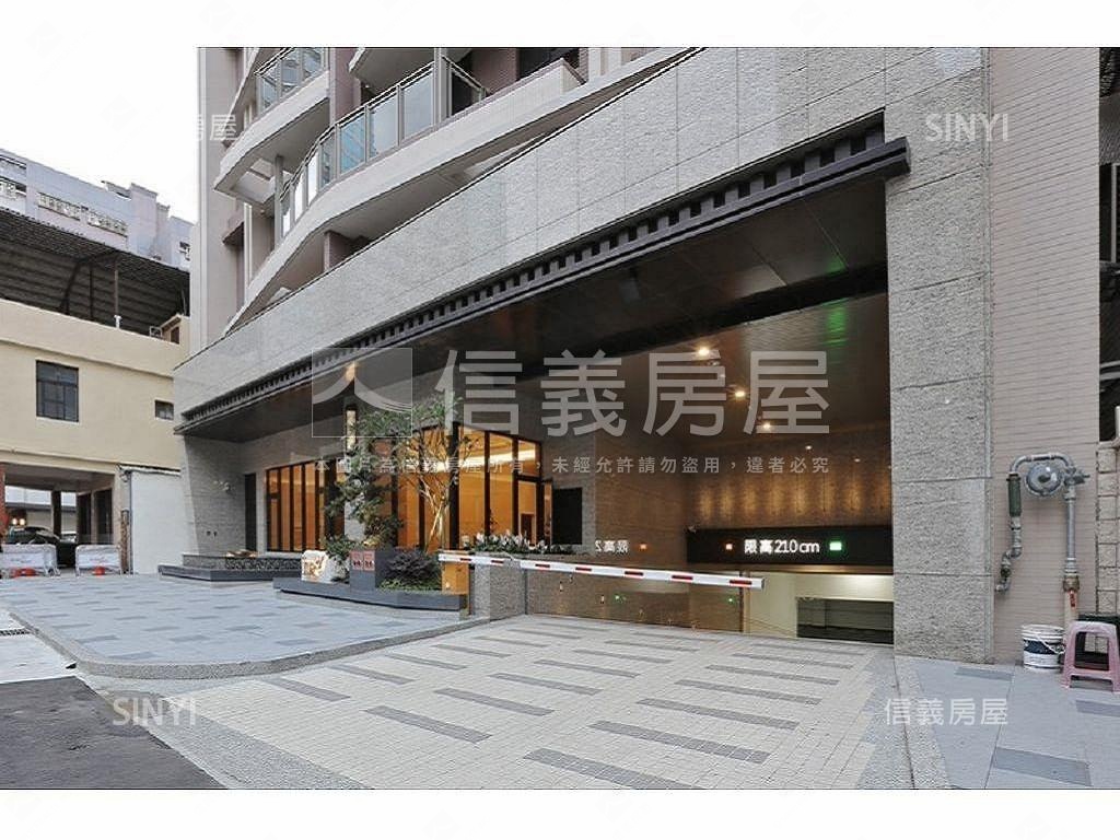 聚合發寶慶２１兩房車位房屋室內格局與周邊環境