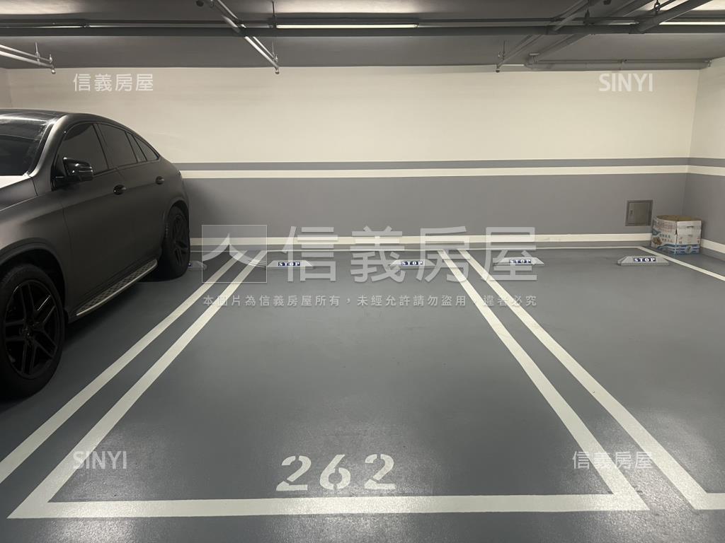 雙江翠Ｂ１車位一房屋室內格局與周邊環境
