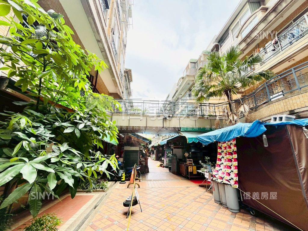 勤益陽台大套房房屋室內格局與周邊環境