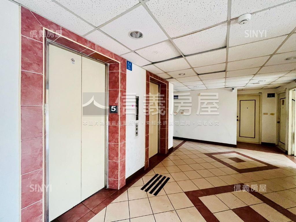 勤益陽台大套房房屋室內格局與周邊環境