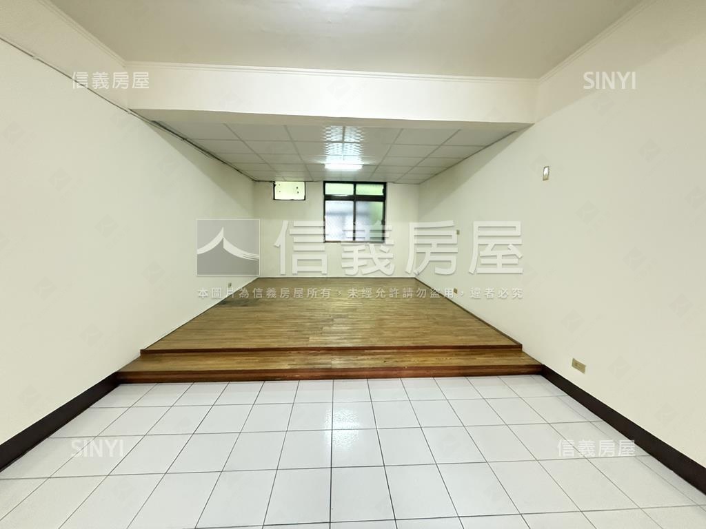 近捷運站透天快來看這間房屋室內格局與周邊環境