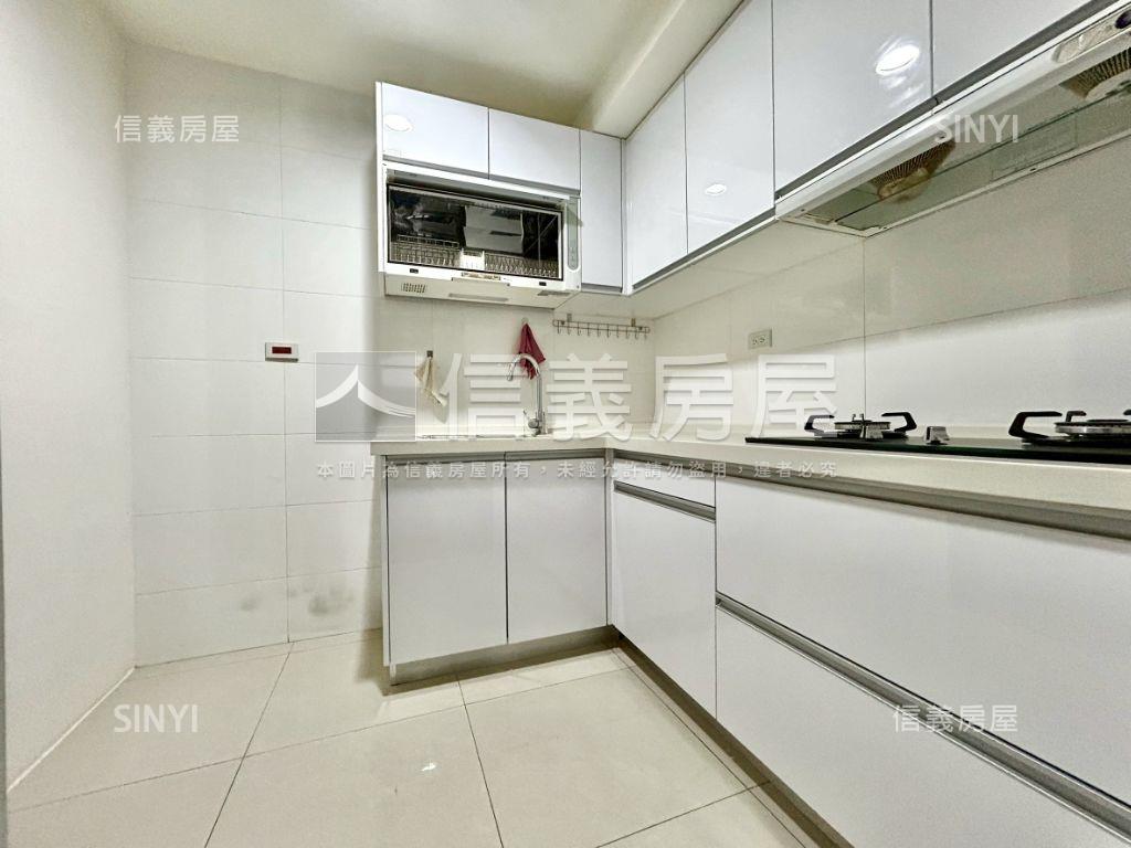 全民萬歲捷運高樓兩房平車房屋室內格局與周邊環境