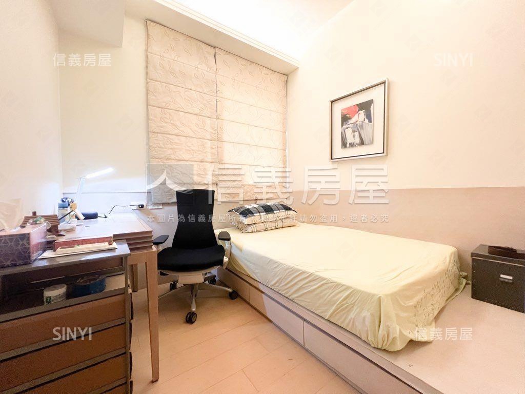 文心泳池旺丁旺財屋房屋室內格局與周邊環境