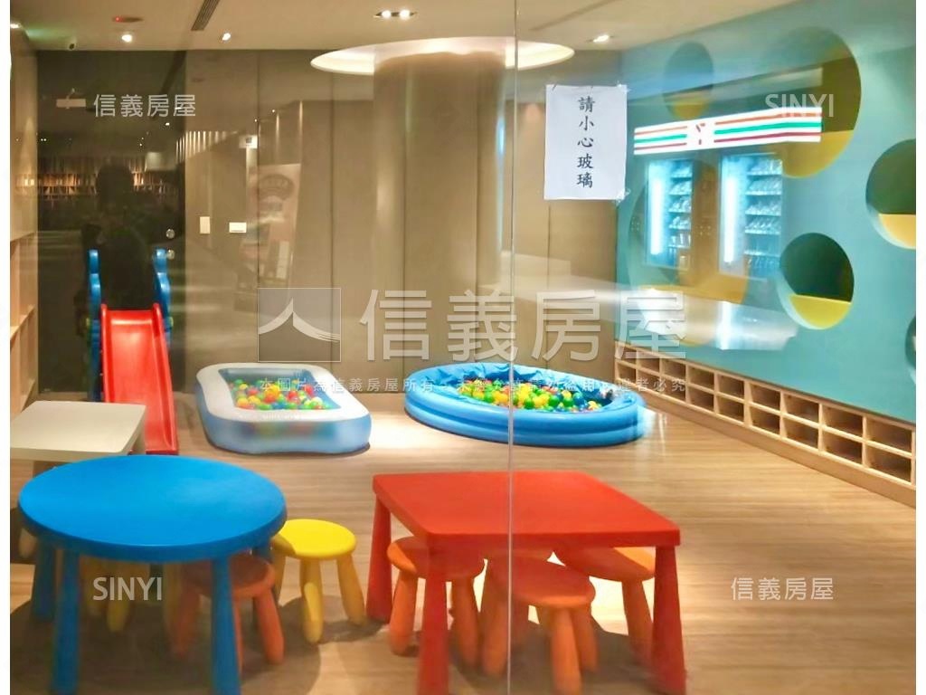 信義之心●兩房車位房屋室內格局與周邊環境