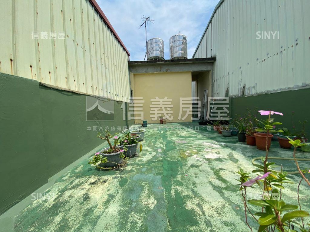 臨路四房美透天，近德芳路房屋室內格局與周邊環境