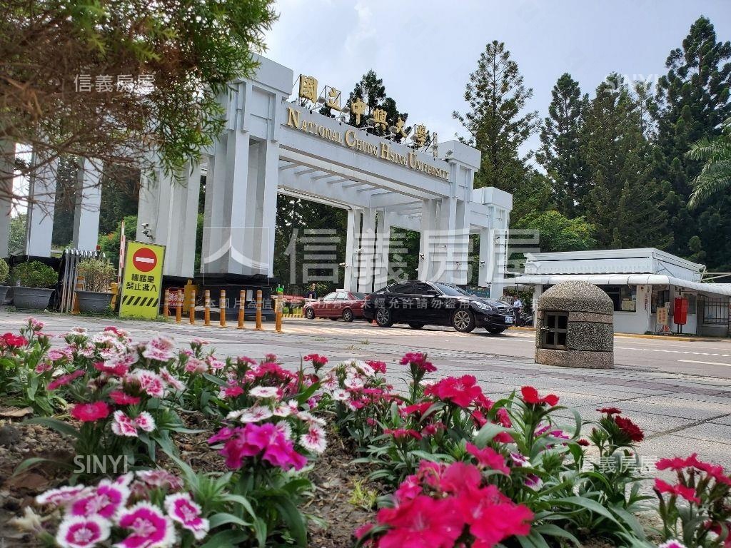 臨路四房美透天，近德芳路房屋室內格局與周邊環境