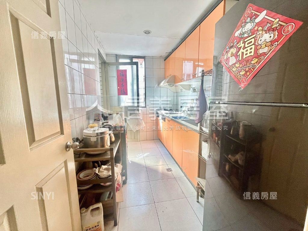 看這間！青青校樹四房車位房屋室內格局與周邊環境