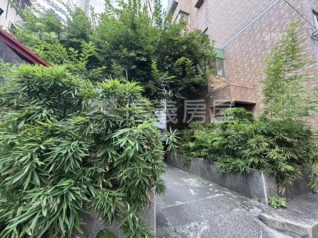 西區綠大地優質套房房屋室內格局與周邊環境