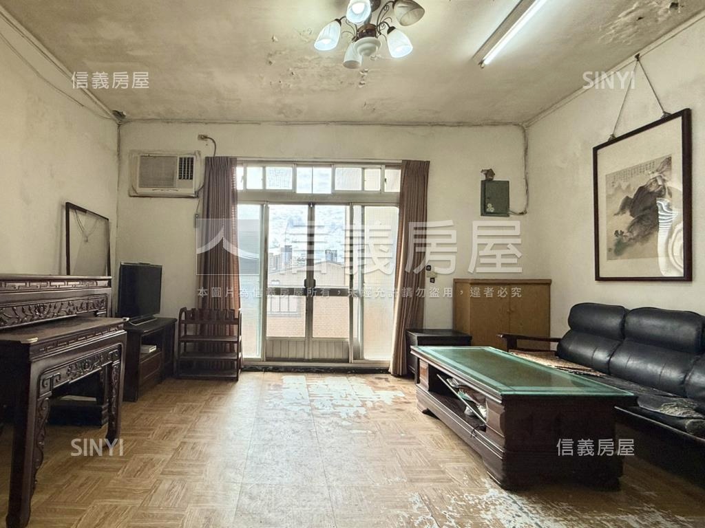 近基隆女中邊間美寓房屋室內格局與周邊環境