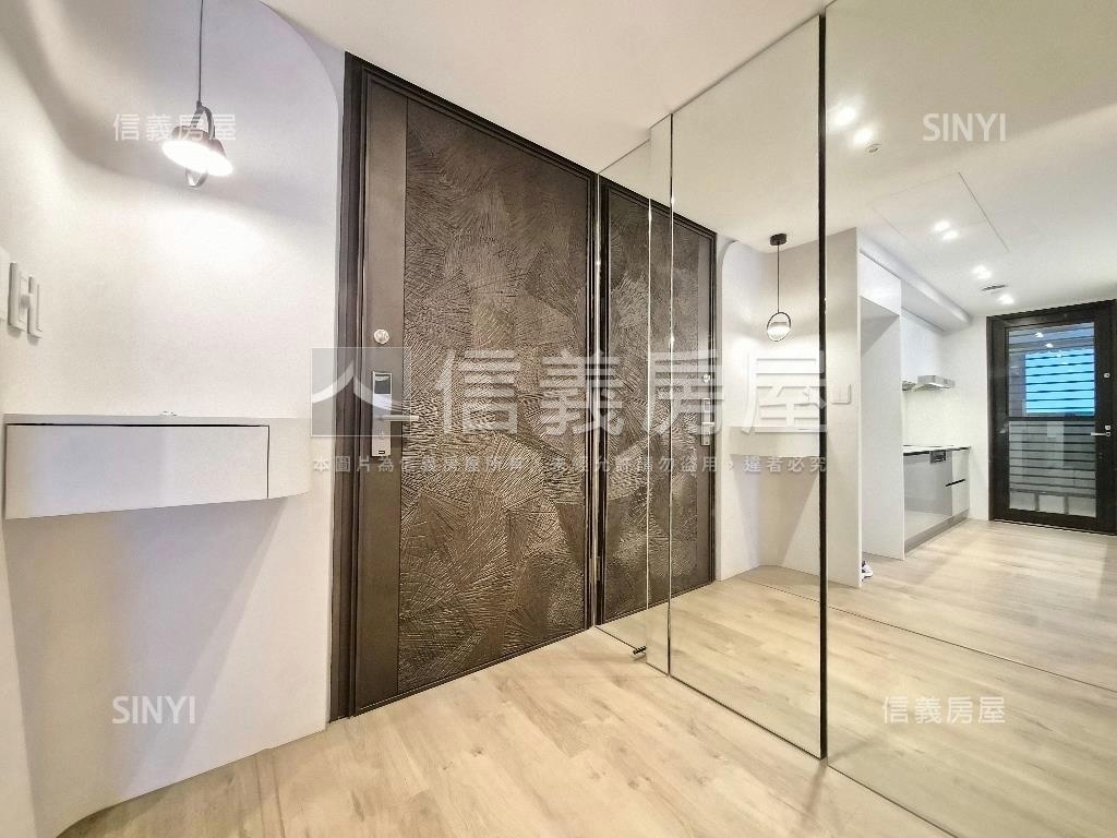 惠宇大容三房雙平車精裝戶房屋室內格局與周邊環境