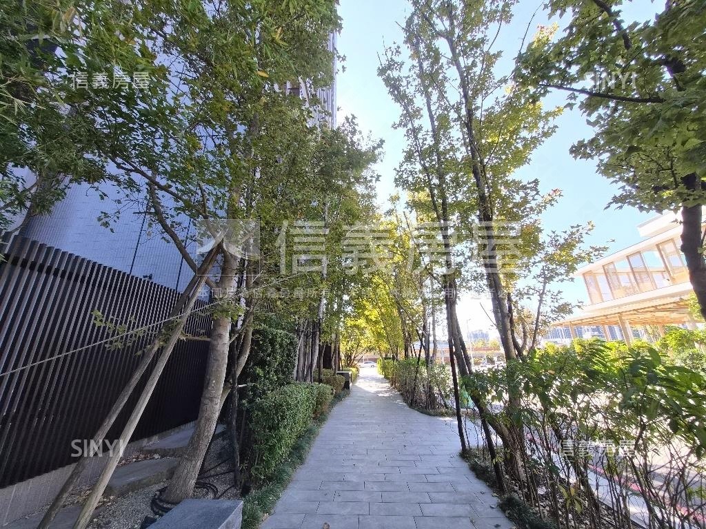 惠宇大容三房雙平車精裝戶房屋室內格局與周邊環境