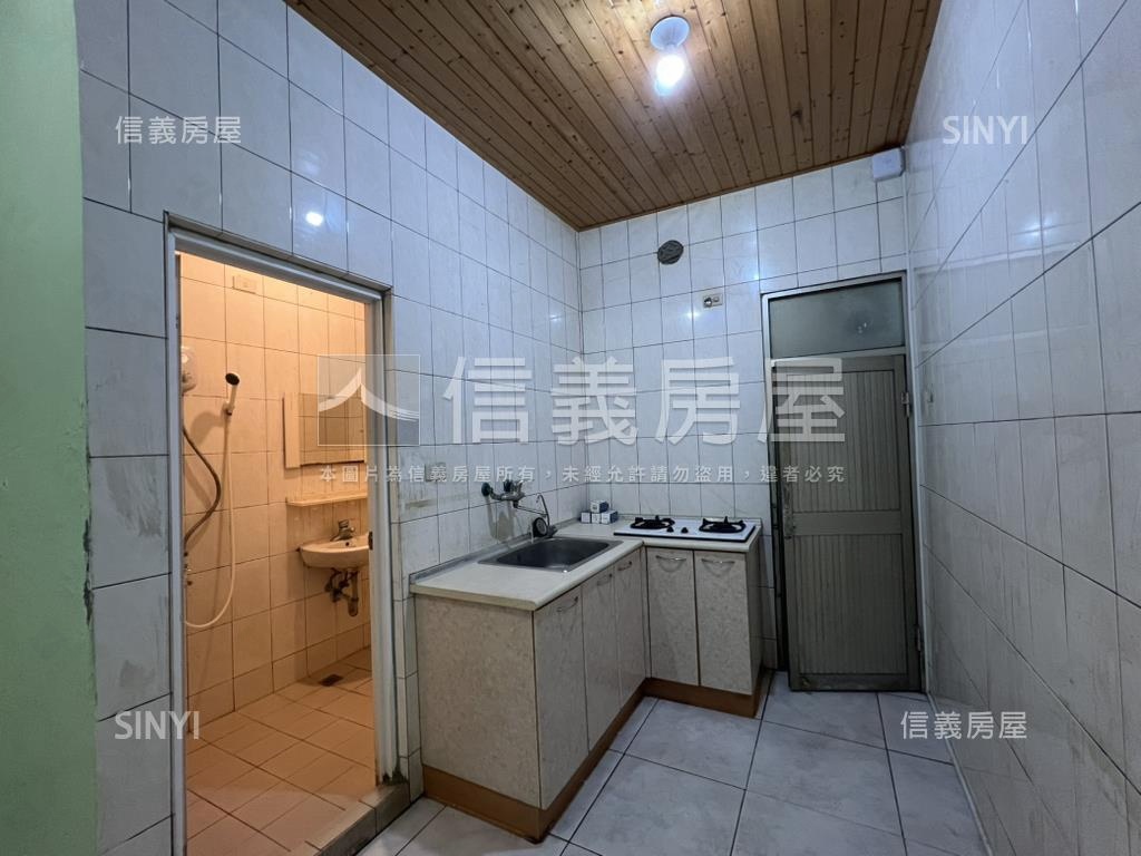 台南大學稀有老宅房屋室內格局與周邊環境