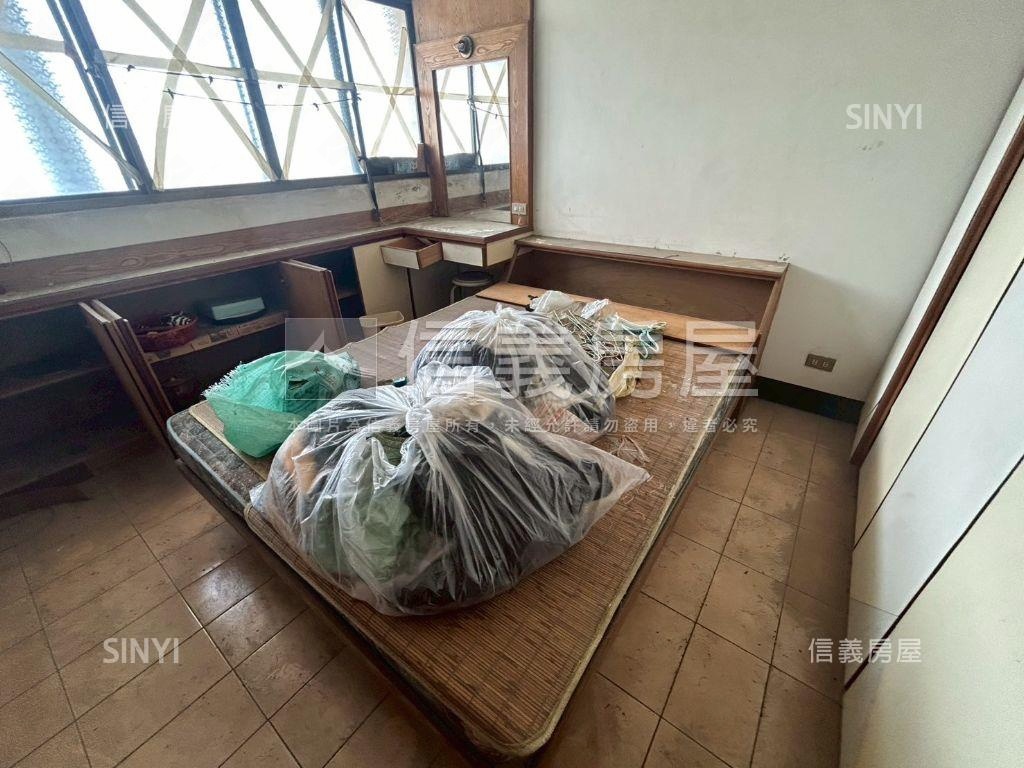 湖內近台１線正街透店房屋室內格局與周邊環境