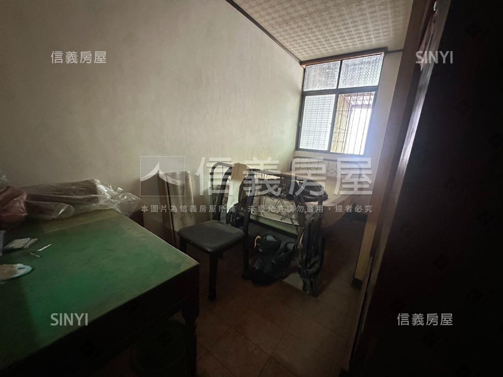 湖內近台１線正街透店房屋室內格局與周邊環境