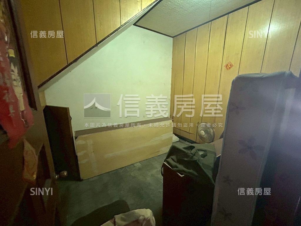 湖內近台１線正街透店房屋室內格局與周邊環境