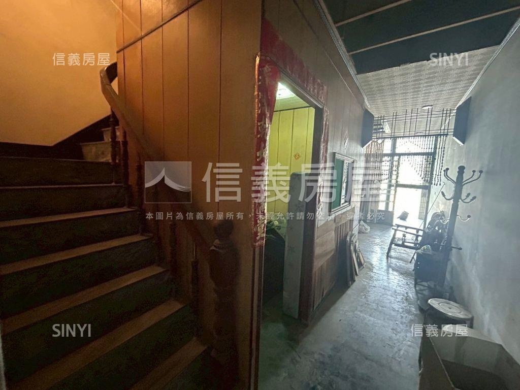 湖內近台１線正街透店房屋室內格局與周邊環境