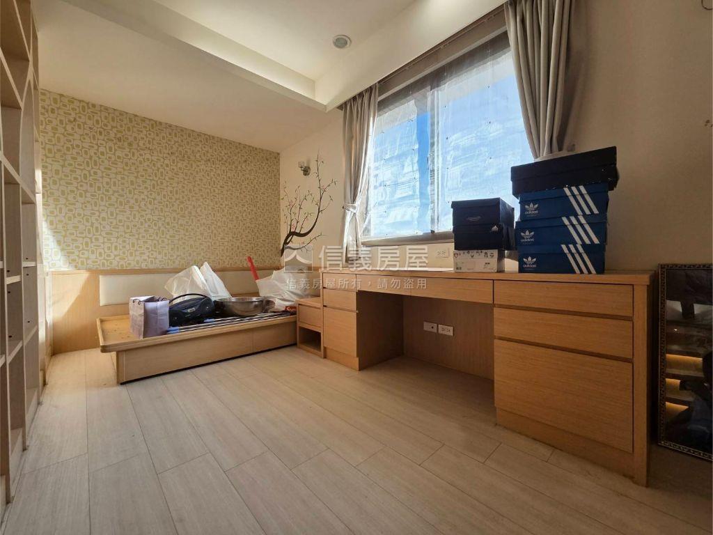 康寧城堡帝王戶。系統開箱房屋室內格局與周邊環境