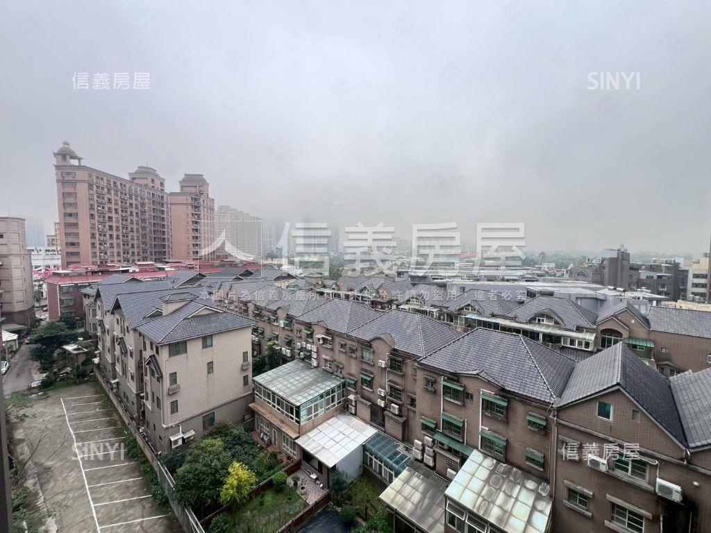 富士稀有４房車位房屋室內格局與周邊環境