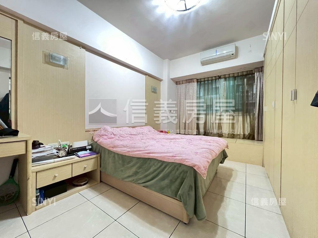 富士稀有４房車位房屋室內格局與周邊環境