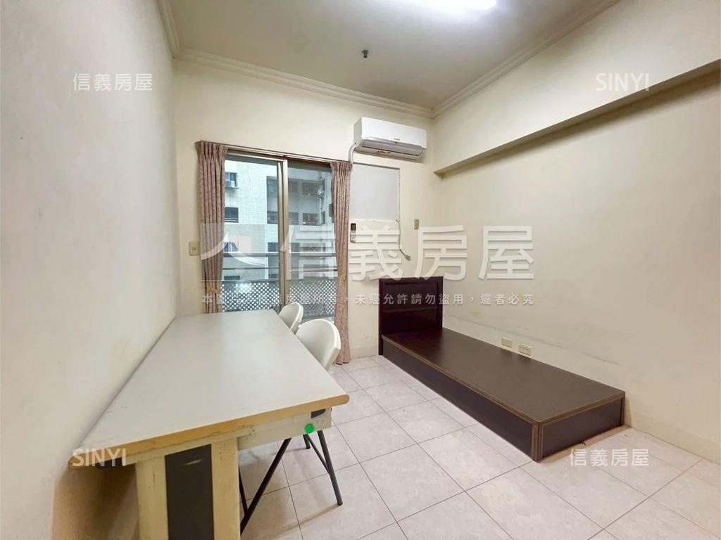 【推薦】高醫景觀四房平車房屋室內格局與周邊環境