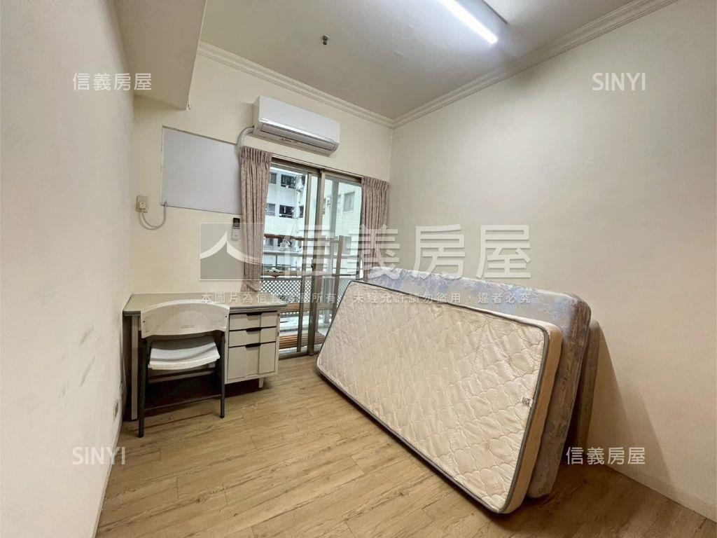 【推薦】高醫景觀四房平車房屋室內格局與周邊環境