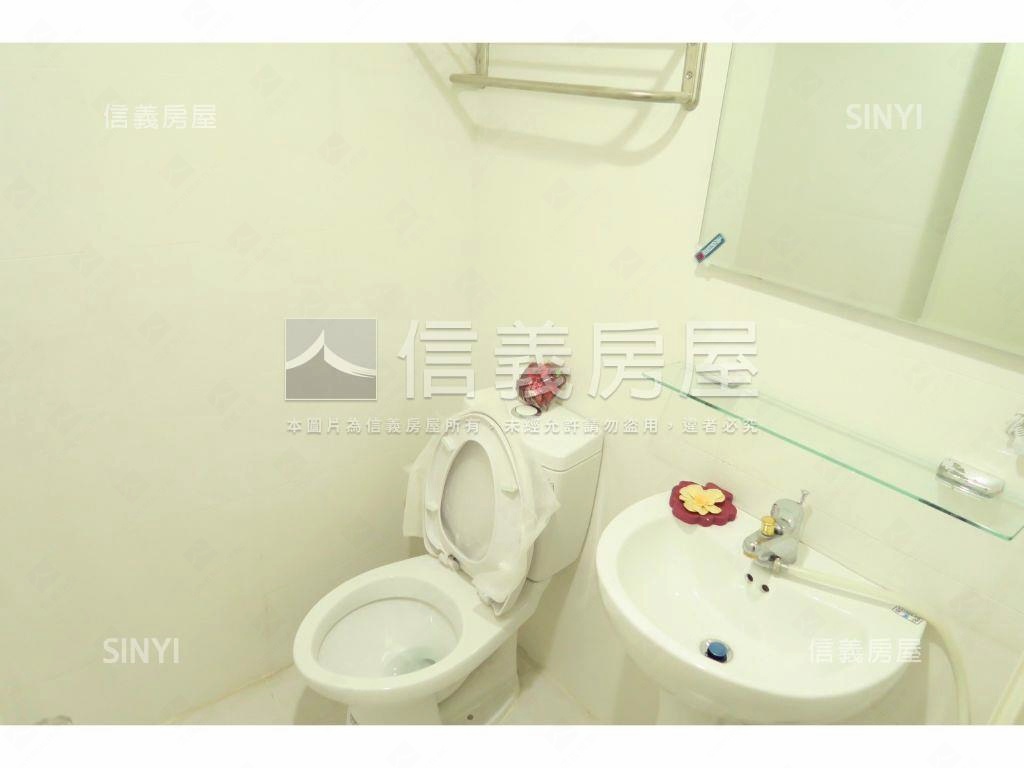 近中興大學！收租８間套房房屋室內格局與周邊環境