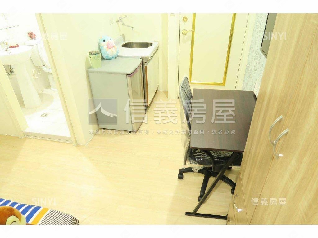 近中興大學！收租８間套房房屋室內格局與周邊環境
