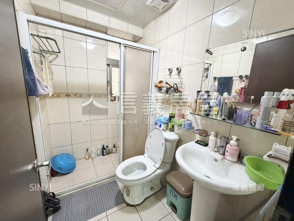 專任帝寶花園稀有三房房屋室內格局與周邊環境