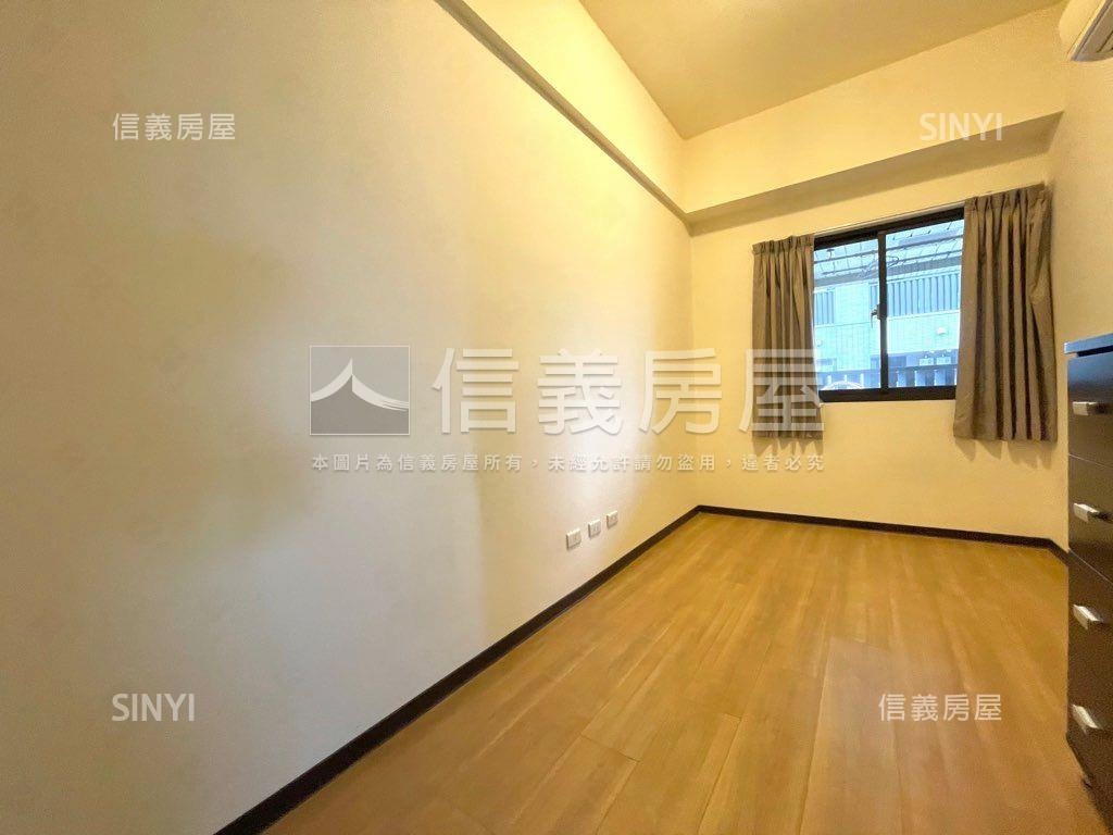 美河市面山景廊道樹海房屋室內格局與周邊環境