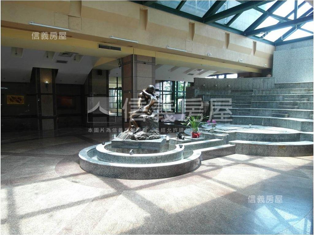 心中市高樓景觀三房房屋室內格局與周邊環境