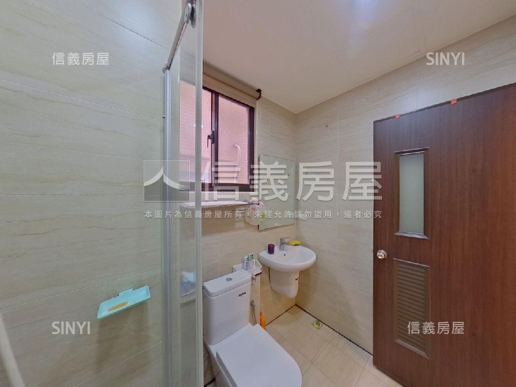 近麗池公園採光三房車位房屋室內格局與周邊環境